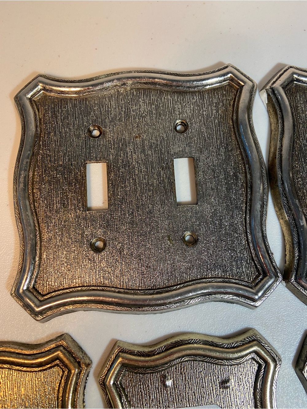 Vintage American Tack & Hardware 1968 Outlet Cover Plates Set o 6 - Picture 3 of 12
